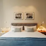Готель Lasala Plaza - Adults Only