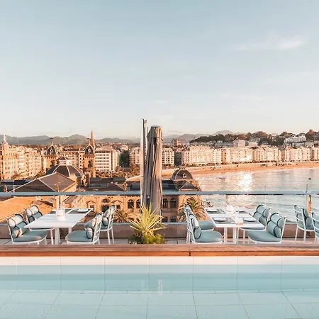 Lasala Plaza - Adults Only 4*