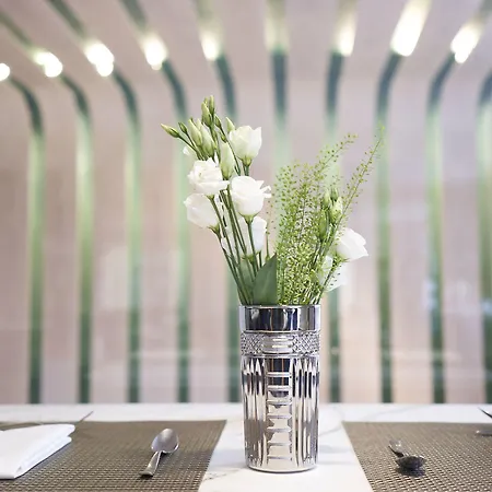 Hotel Lasala Plaza - Adults Only