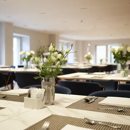 酒店 Lasala Plaza - Adults Only 圣塞瓦斯蒂安