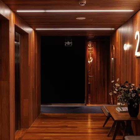 Lasala Plaza - Adults Only