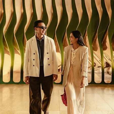 Lasala Plaza - Adults Only