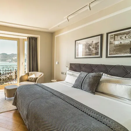 Lasala Plaza - Adults Only Hotel 4*