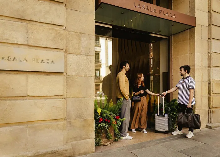 호텔 Lasala Plaza - Adults Only 4*