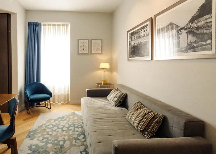 Lasala Plaza - Adults Only 4*