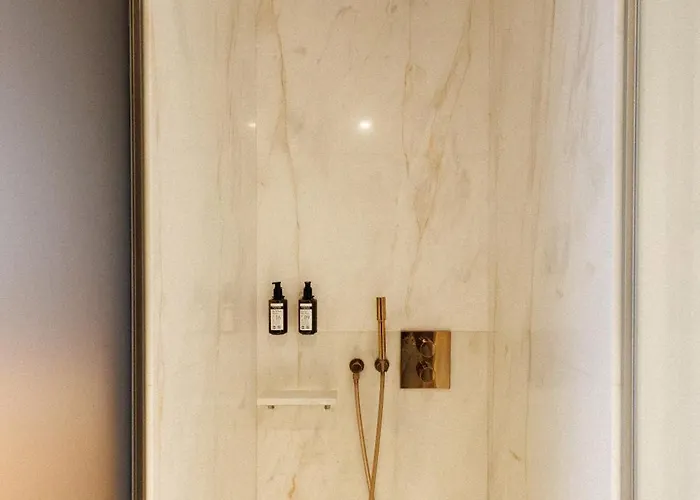 酒店 Lasala Plaza - Adults Only