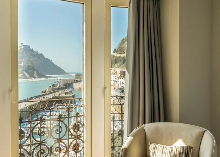 Lasala Plaza - Adults Only 酒店